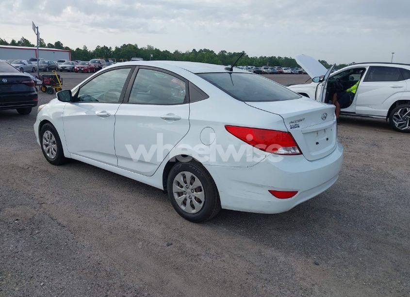 Photo 3 of 2016 Hyundai Accent SE (VIN KMHCT4AE3GU074940)