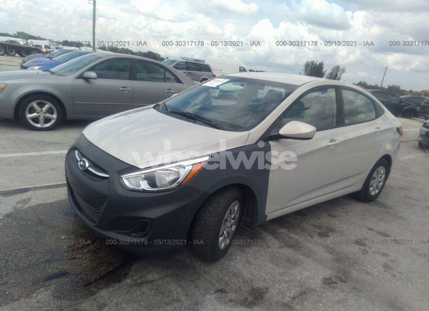 Photo 2 of 2016 Hyundai Accent SE (VIN KMHCT4AE3GU137129)