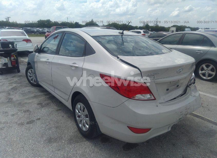 Photo 3 of 2016 Hyundai Accent SE (VIN KMHCT4AE3GU137129)
