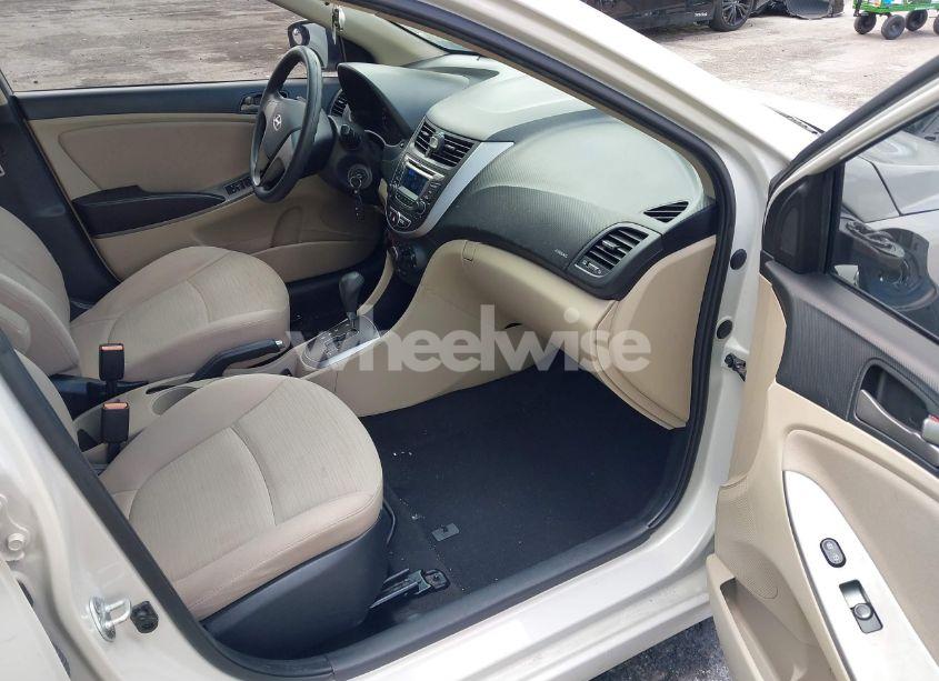 Photo 5 of 2016 Hyundai Accent SE (VIN KMHCT4AE4GU110456)