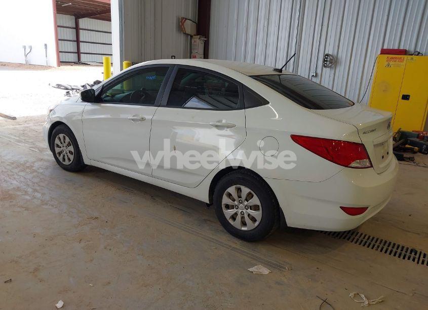 Photo 3 of 2016 Hyundai Accent SE (VIN KMHCT4AE4GU989554)