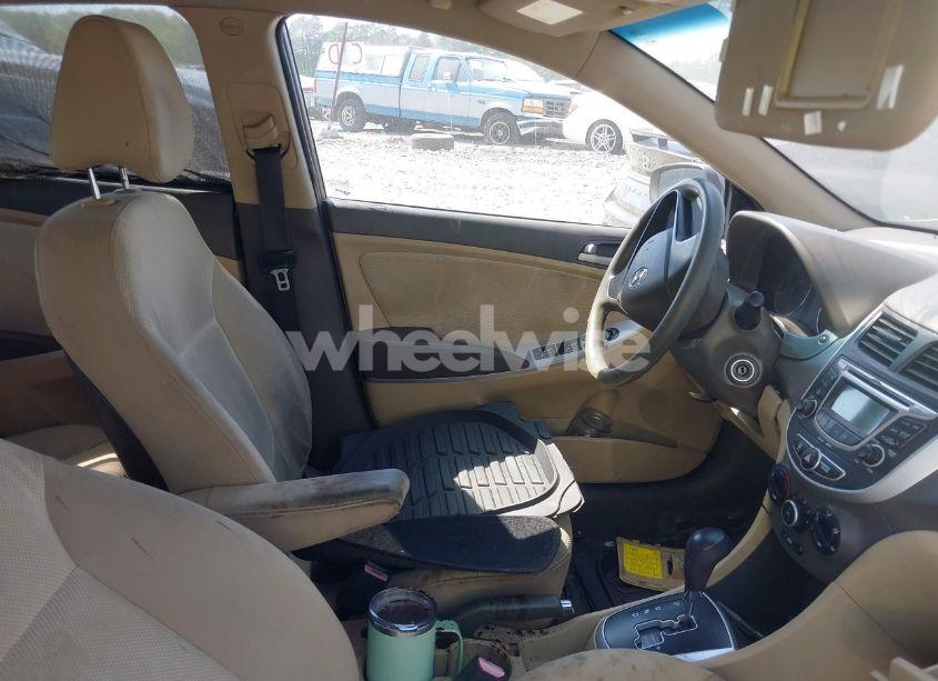 Photo 5 of 2013 Hyundai Accent GLS (VIN KMHCT4AE5DU389797)