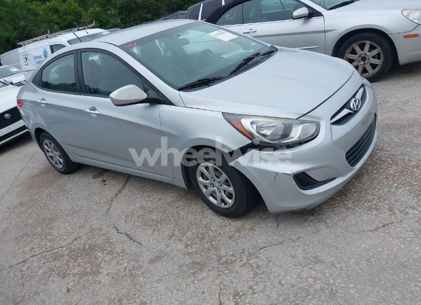 2013 Hyundai Accent GLS (VIN KMHCT4AE5DU448539) main photo