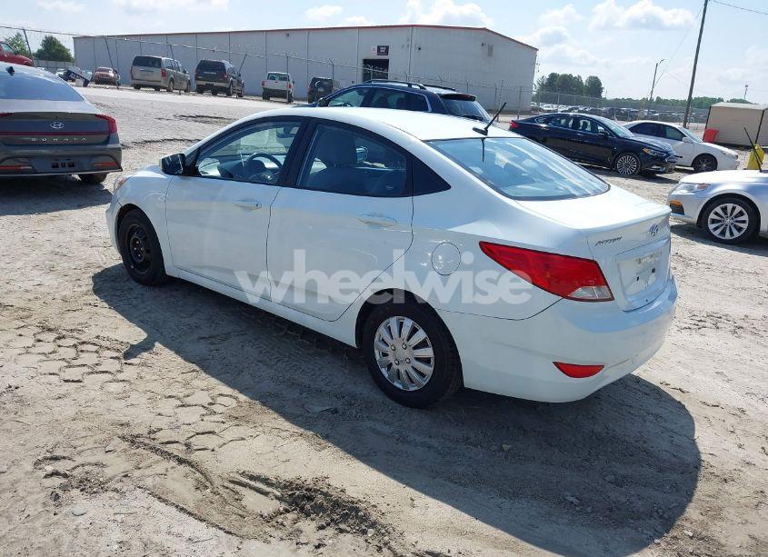 Photo 3 of 2016 Hyundai Accent SE (VIN KMHCT4AE5GU962816)