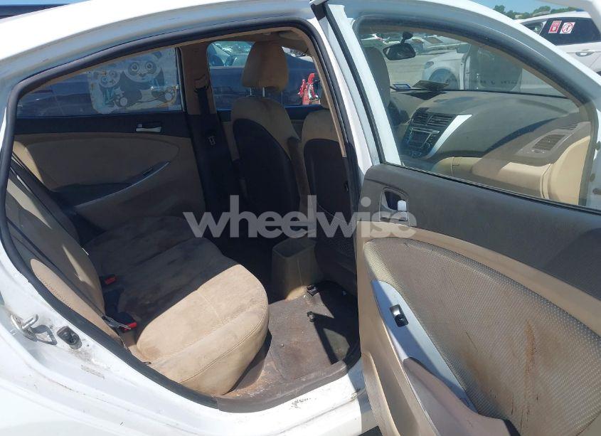 Photo 8 of 2014 Hyundai Accent GLS (VIN KMHCT4AE6EU618957)