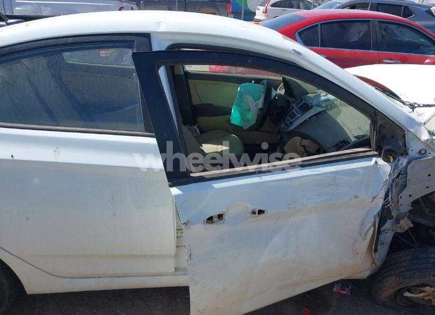 Photo 13 of 2014 Hyundai Accent GLS (VIN KMHCT4AE7EU657220)