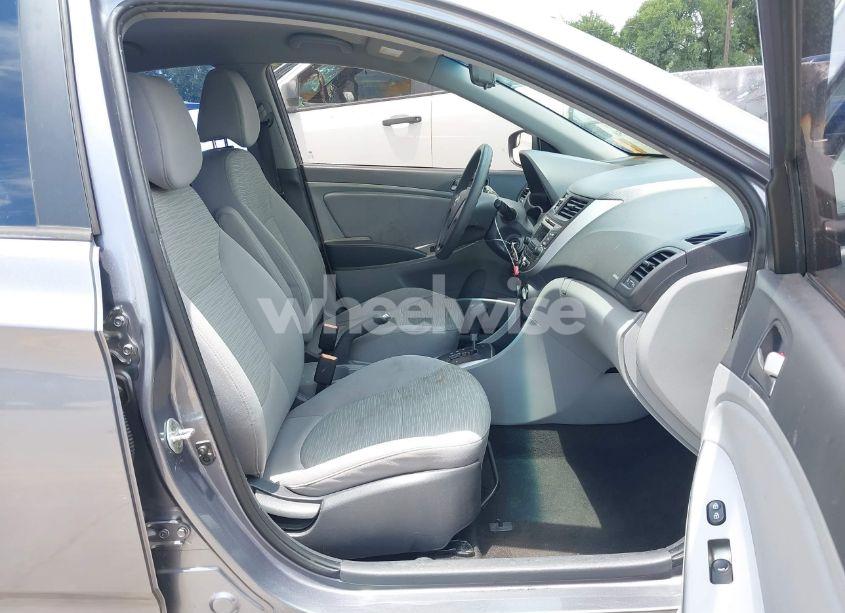 Photo 5 of 2016 Hyundai Accent SE (VIN KMHCT4AE7GU058417)