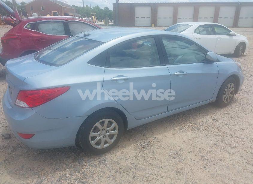 Photo 4 of 2013 Hyundai Accent GLS (VIN KMHCT4AE9DU285992)