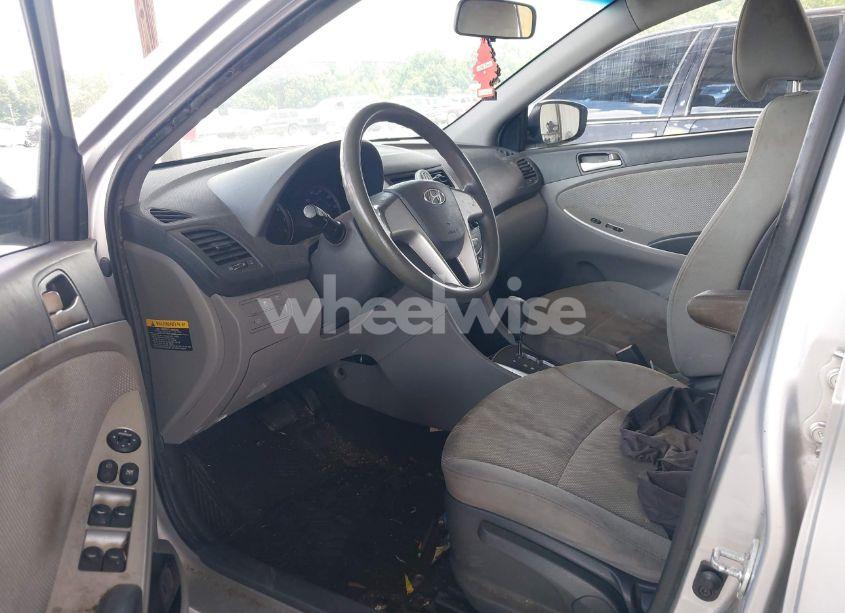 Photo 5 of 2013 Hyundai Accent GLS (VIN KMHCT4AE9DU476392)