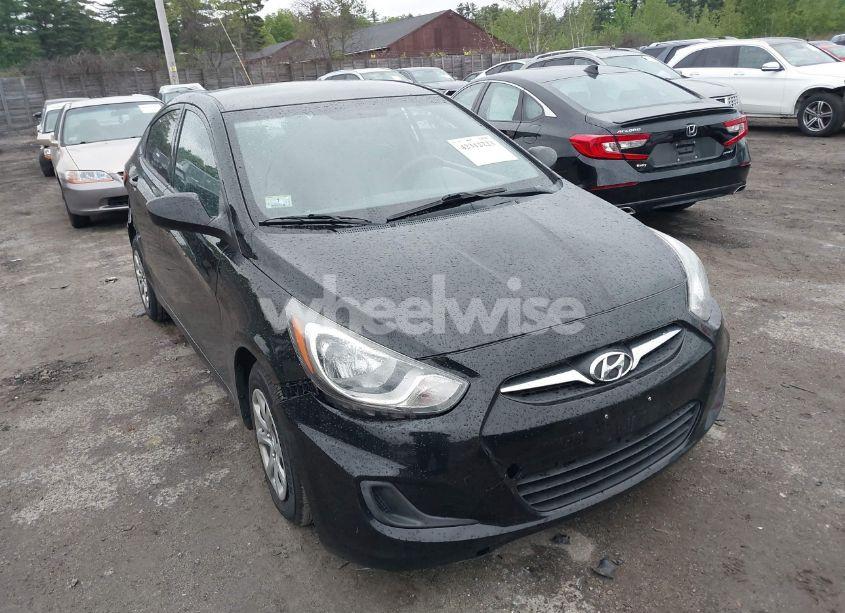 2013 Hyundai Accent GLS (VIN KMHCT4AE9DU579392) main photo