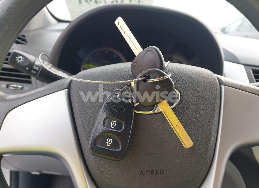 Photo 11 of 2014 Hyundai Accent GLS (VIN KMHCT4AE9EU707440)