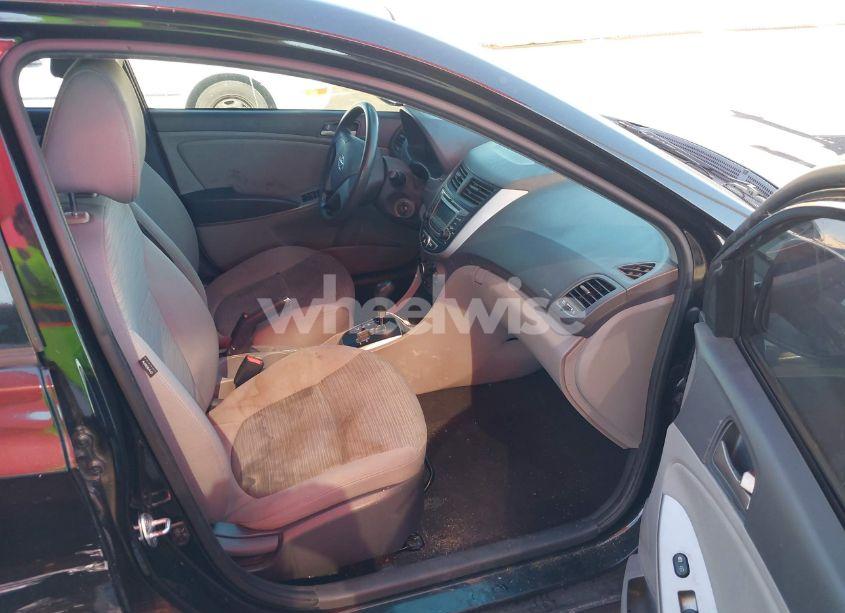 Photo 5 of 2016 Hyundai Accent SE (VIN KMHCT4AE9GU013785)