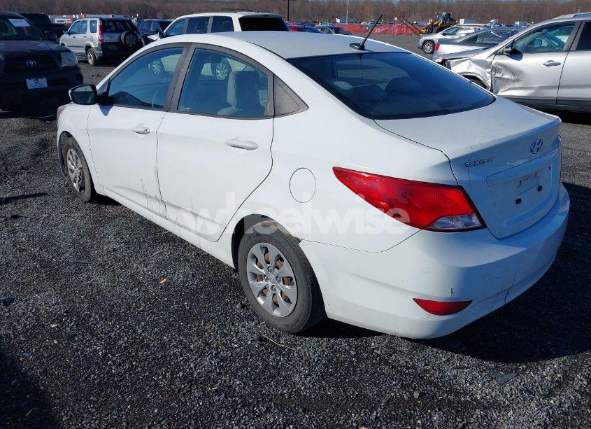 Photo 3 of 2017 Hyundai Accent SE (VIN KMHCT4AE9HU229847)