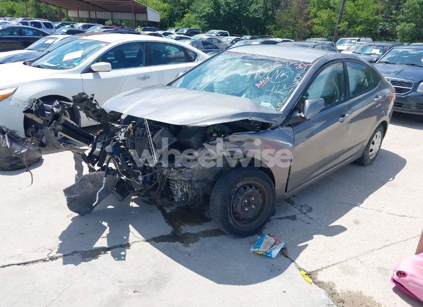 Photo 2 of 2014 Hyundai Accent GLS (VIN KMHCT4AEXEU655302)