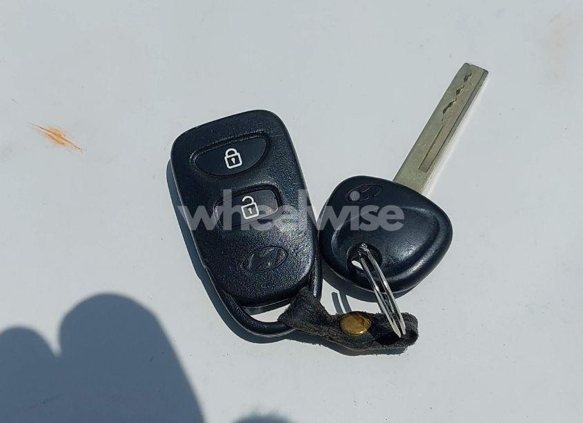 Photo 11 of 2014 Hyundai Accent GLS (VIN KMHCT4AEXEU685576)