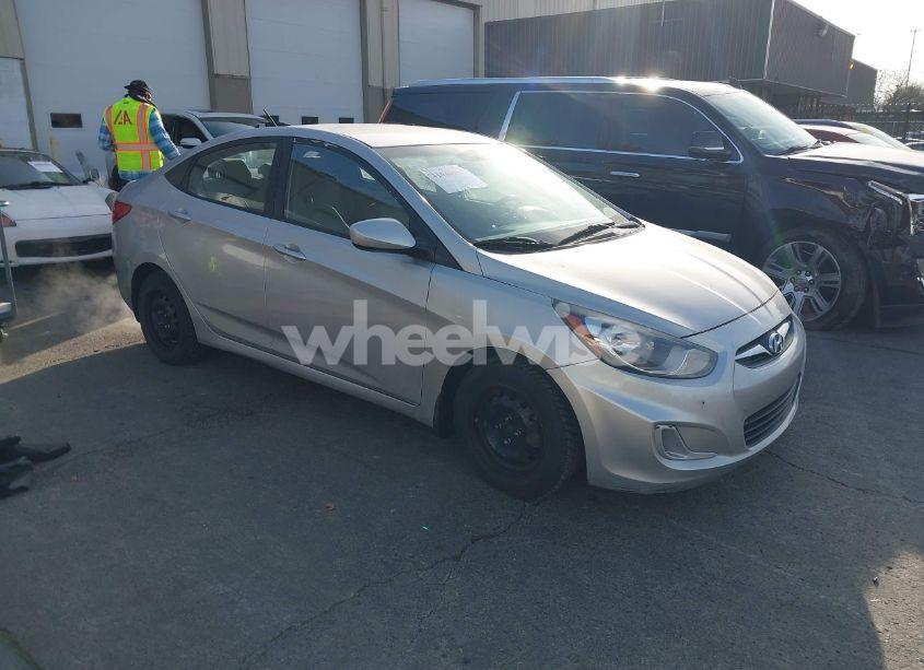 2014 Hyundai Accent GLS (VIN KMHCT4AEXEU760163) main photo