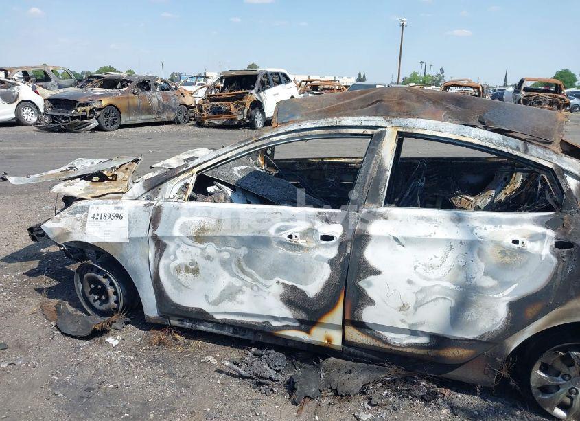 Photo 11 of 2016 Hyundai Accent SE (VIN KMHCT4AEXGU044009)