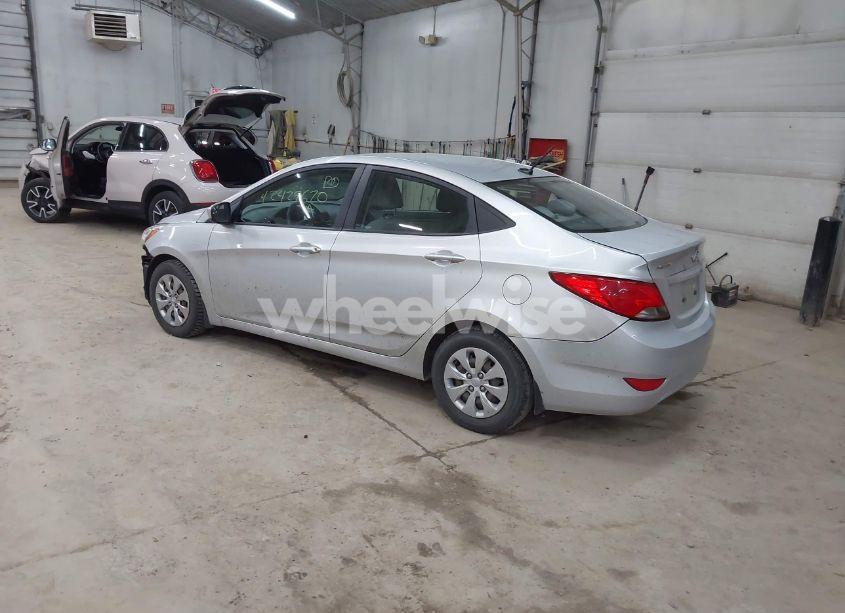 Photo 3 of 2016 Hyundai Accent SE (VIN KMHCT4AEXGU130002)