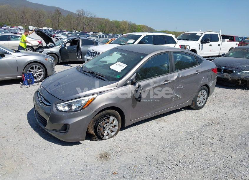 Photo 2 of 2017 Hyundai Accent SE (VIN KMHCT4AEXHU369440)