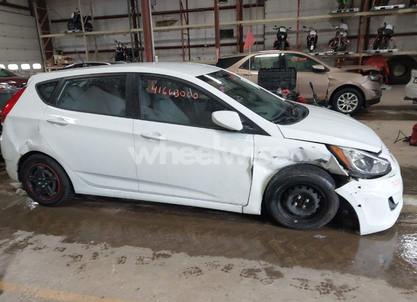 Photo 13 of 2016 Hyundai Accent SE (VIN KMHCT5AE1GU252785)
