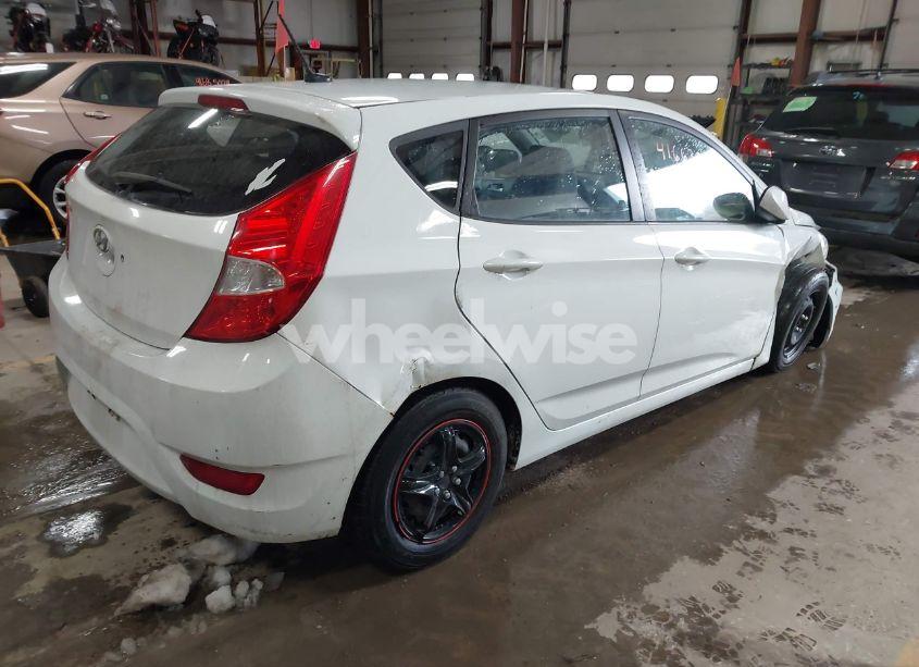 Photo 4 of 2016 Hyundai Accent SE (VIN KMHCT5AE1GU252785)