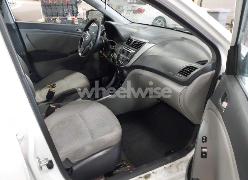 Photo 5 of 2016 Hyundai Accent SE (VIN KMHCT5AE1GU252785)