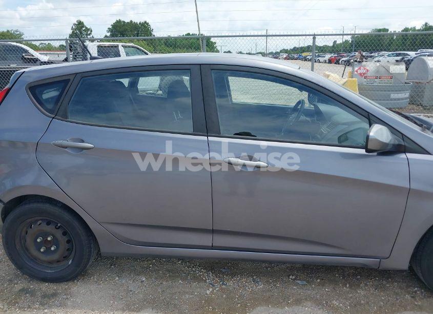 Photo 13 of 2016 Hyundai Accent SE (VIN KMHCT5AE2GU278148)