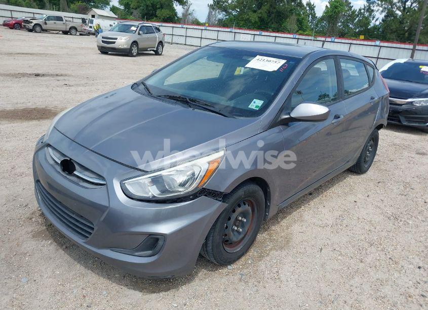 Photo 2 of 2016 Hyundai Accent SE (VIN KMHCT5AE2GU278148)
