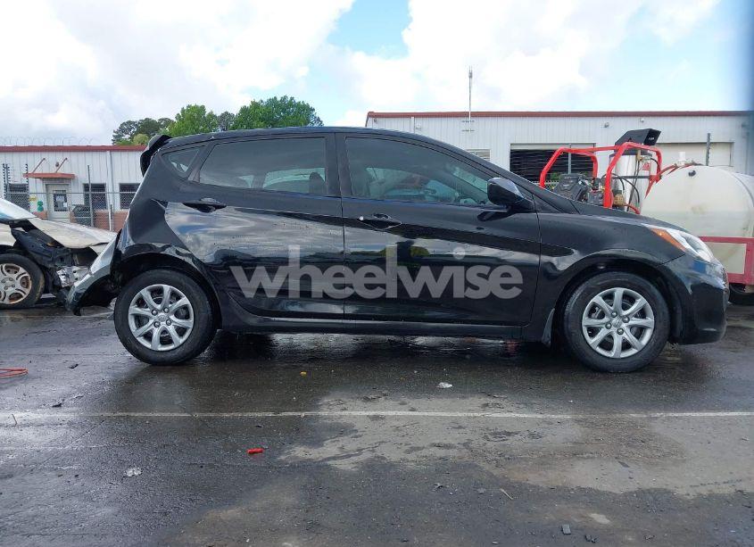 Photo 13 of 2013 Hyundai Accent GS (VIN KMHCT5AE3DU111213)