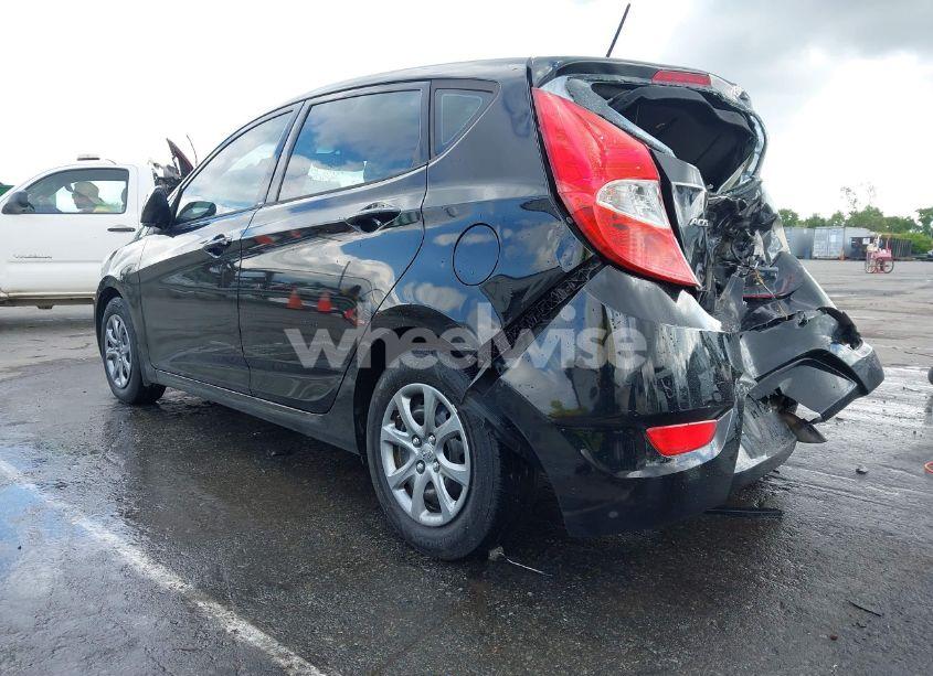 Photo 3 of 2013 Hyundai Accent GS (VIN KMHCT5AE3DU111213)