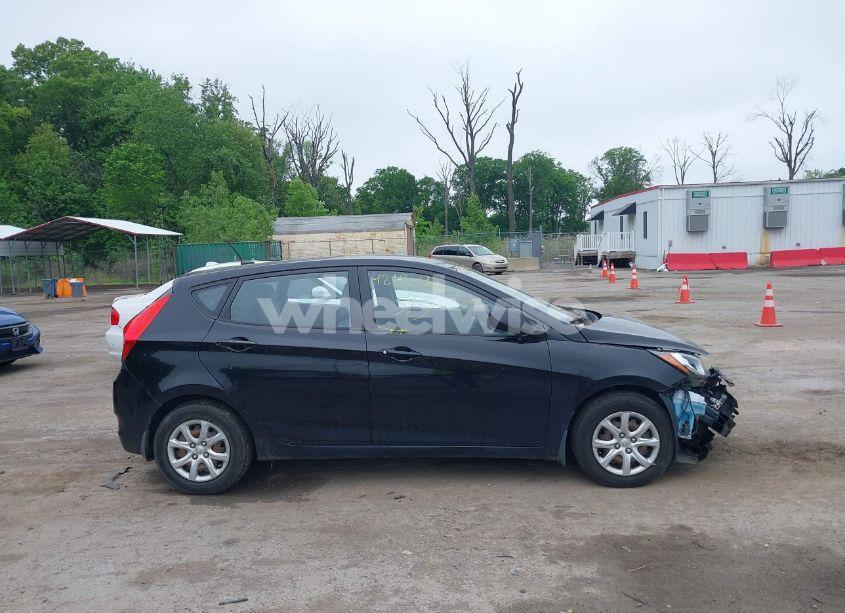 Photo 13 of 2014 Hyundai Accent GS (VIN KMHCT5AE3EU181067)