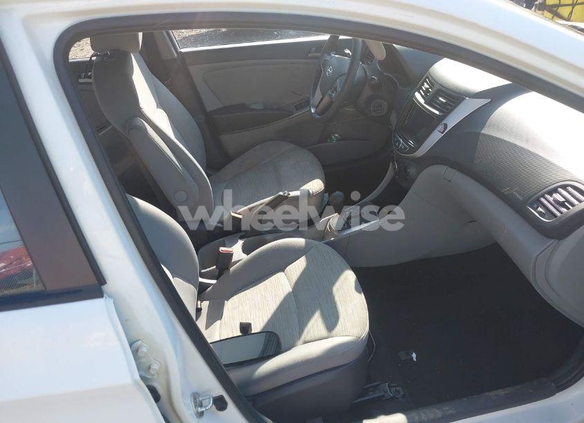 Photo 5 of 2016 Hyundai Accent SE (VIN KMHCT5AE3GU258720)