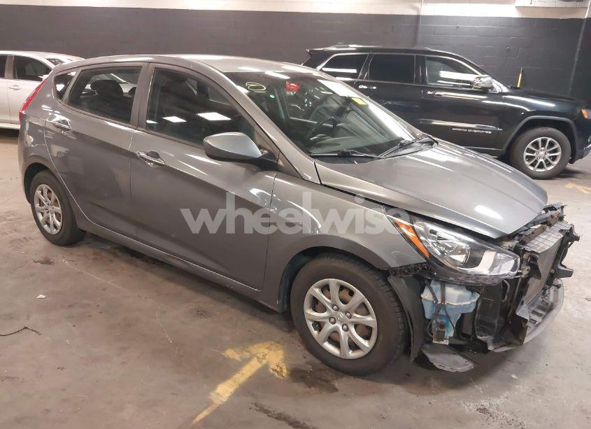 2014 Hyundai Accent GS (VIN KMHCT5AE5EU179112) main photo
