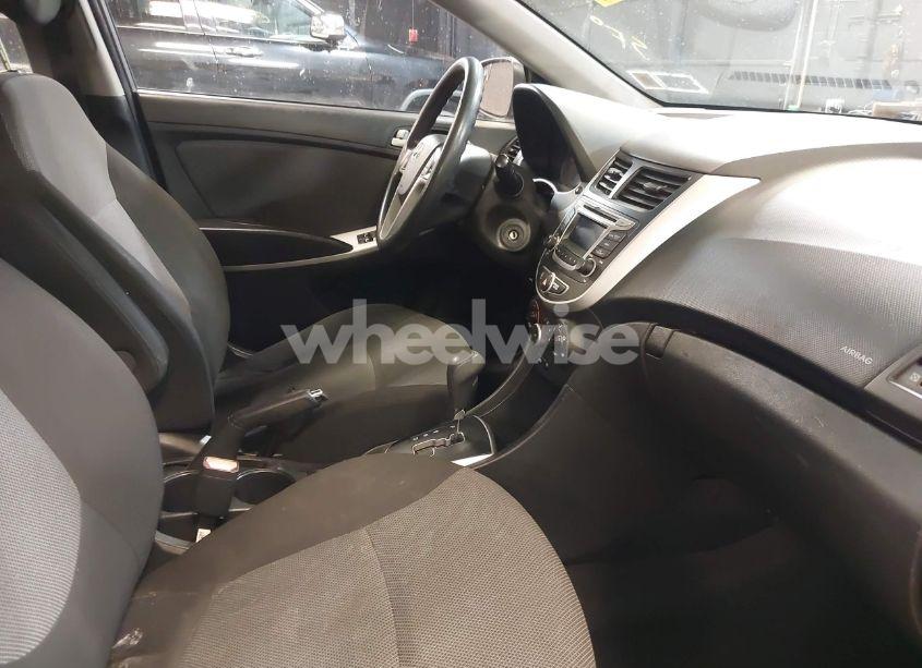 Photo 5 of 2014 Hyundai Accent GS (VIN KMHCT5AE5EU179112)