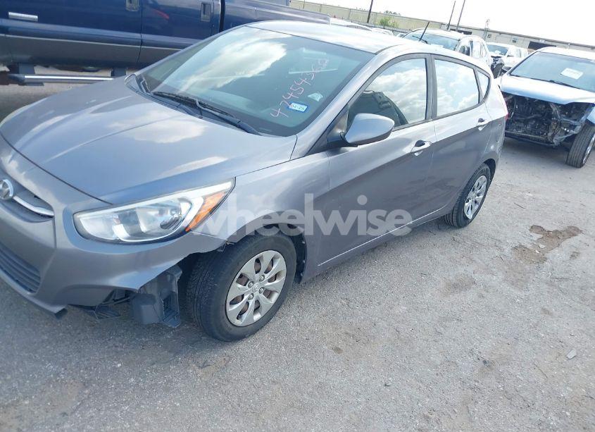 Photo 2 of 2016 Hyundai Accent SE (VIN KMHCT5AE5GU281089)