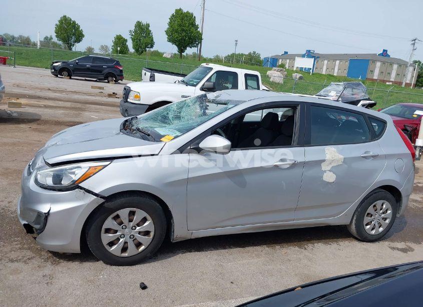 Photo 14 of 2015 Hyundai Accent GS (VIN KMHCT5AE7FU213794)