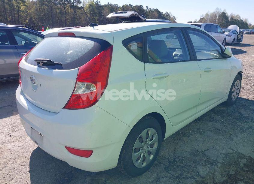 Photo 4 of 2017 Hyundai Accent SE (VIN KMHCT5AE7HU351354)