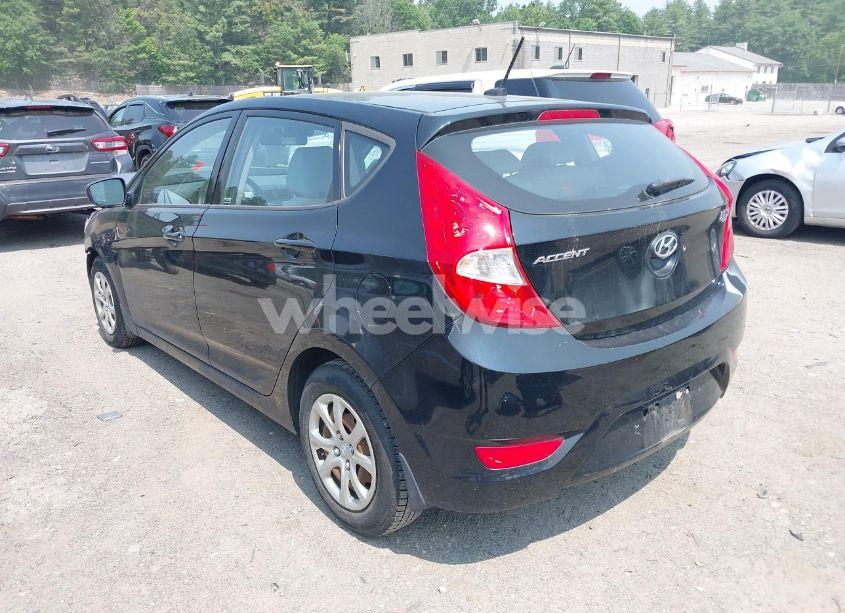 Photo 3 of 2013 Hyundai Accent GS (VIN KMHCT5AE8DU121736)