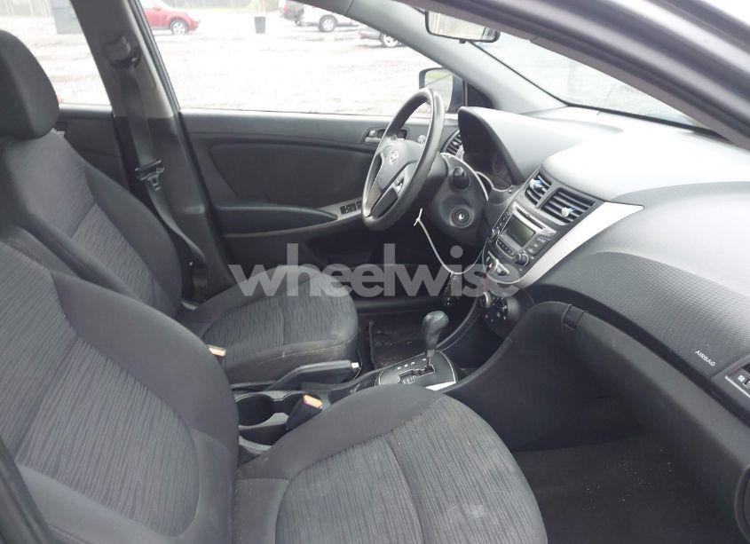 Photo 5 of 2017 Hyundai Accent SE (VIN KMHCT5AE8HU311803)