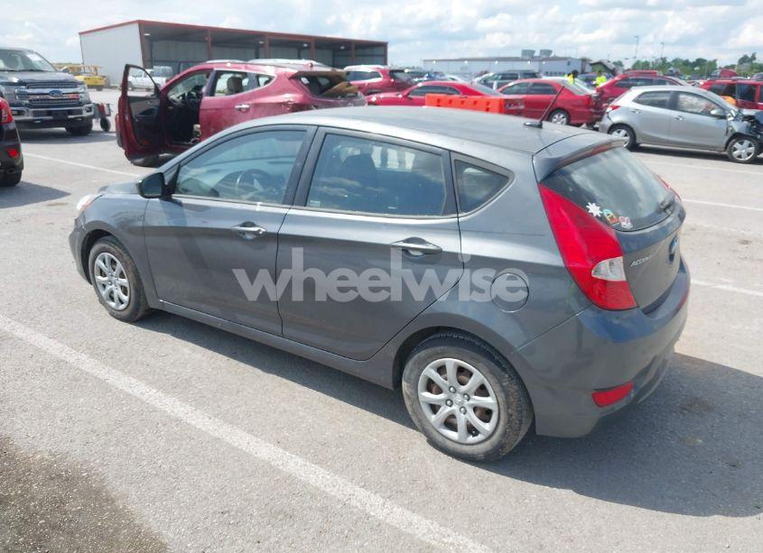 Photo 3 of 2012 Hyundai Accent GS (VIN KMHCT5AEXCU015674)