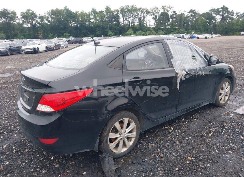 Photo 4 of 2013 Hyundai Accent GLS (VIN KMHCU4AE0DU277177)