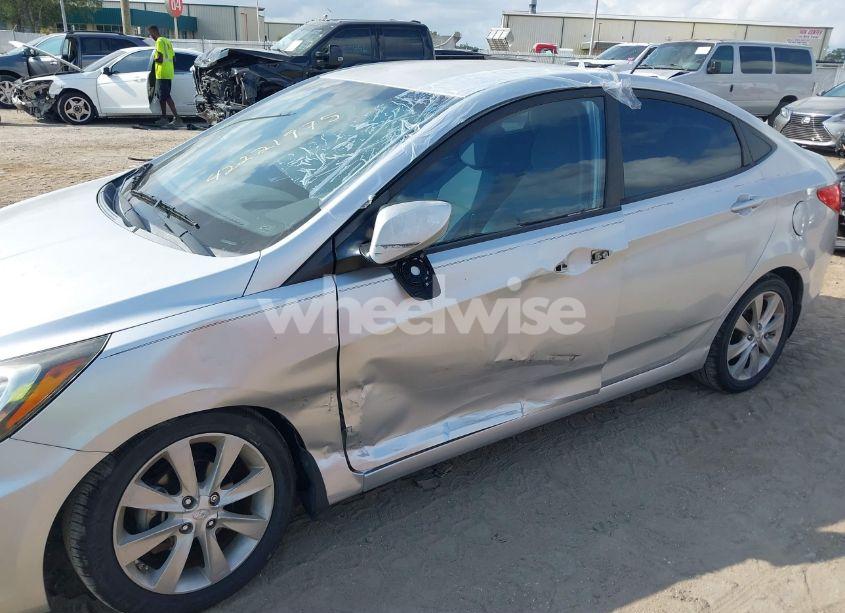 Photo 6 of 2013 Hyundai Accent GLS (VIN KMHCU4AE4DU316157)