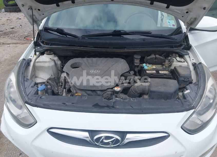 Photo 10 of 2013 Hyundai Accent GLS (VIN KMHCU4AE4DU435925)