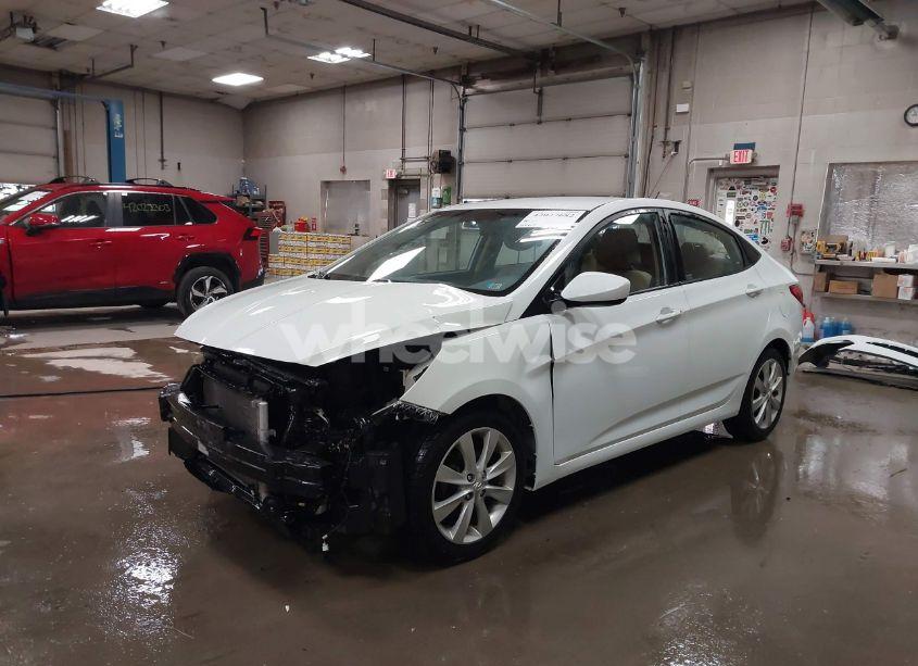 Photo 2 of 2014 Hyundai Accent GLS (VIN KMHCU4AE4EU756106)