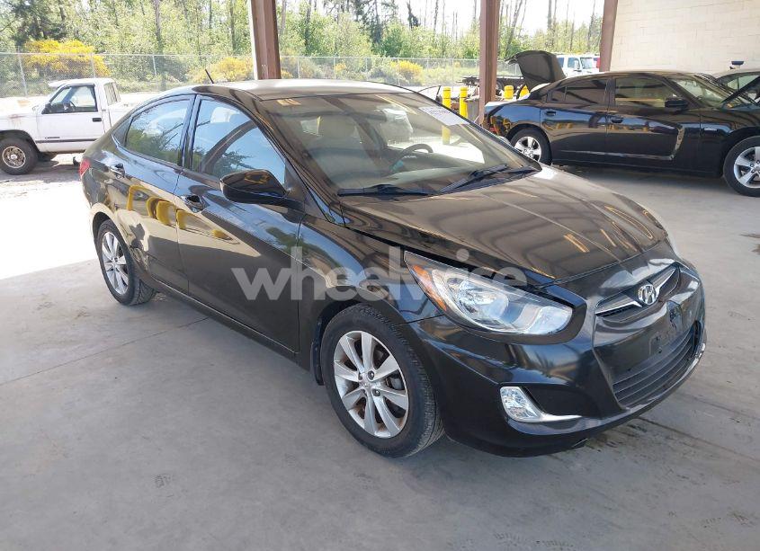 2013 Hyundai Accent GLS (VIN KMHCU4AE8DU578490) main photo