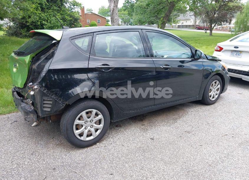 Photo 4 of 2014 Hyundai Accent SE (VIN KMHCU5AE0EU148315)