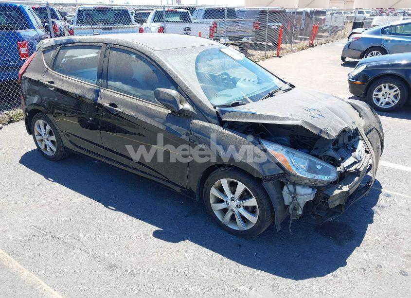 2014 Hyundai Accent SE (VIN KMHCU5AE1EU184613) main photo