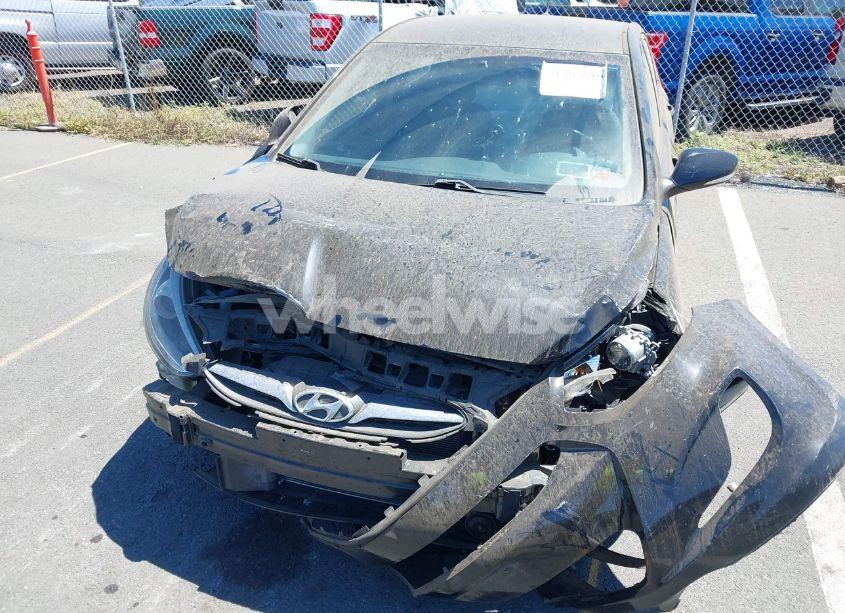 Photo 6 of 2014 Hyundai Accent SE (VIN KMHCU5AE1EU184613)