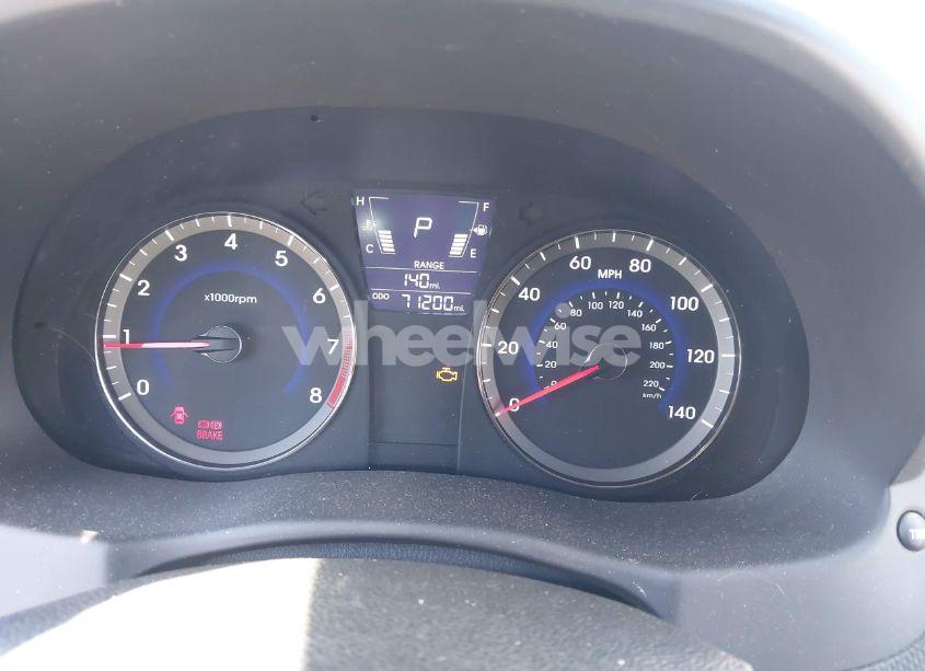 Photo 7 of 2014 Hyundai Accent SE (VIN KMHCU5AE1EU184613)