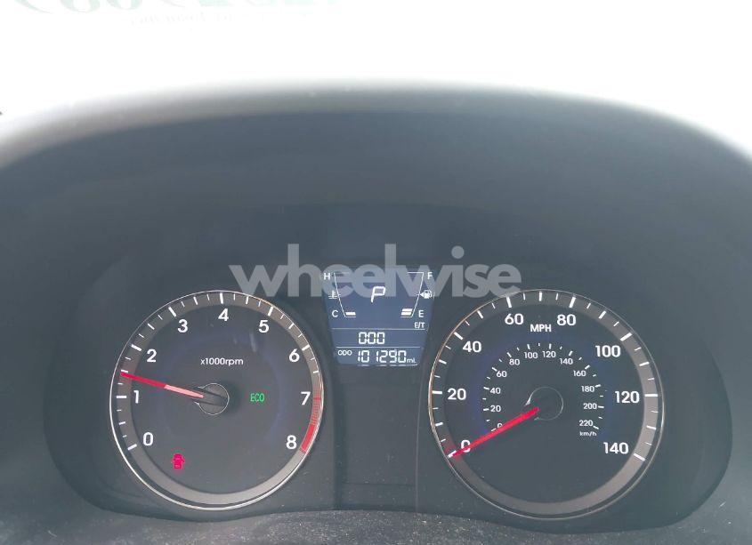 Photo 7 of 2012 Hyundai Accent SE (VIN KMHCU5AE3CU006411)